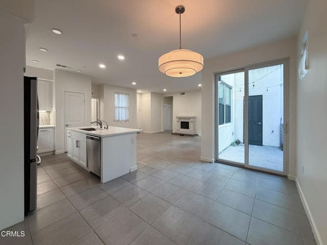 Building Photo - 1568 E Thompson Blvd