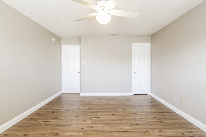 Building Photo - 12890 Freedom Dr