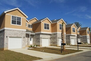 Building Photo - 3460 Riverbend Cv