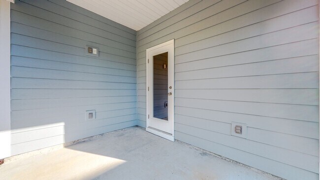 Building Photo - 215 JRS Wy