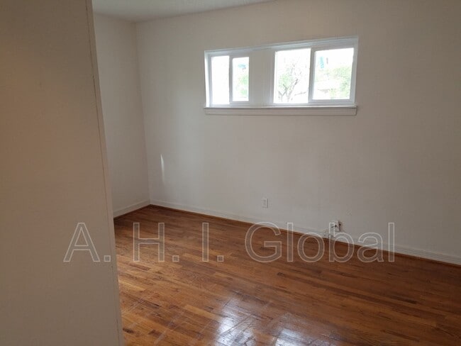 Building Photo - 4201 S Bowie St