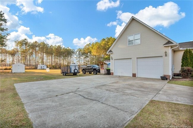 Building Photo - 5650 Murphy Rd