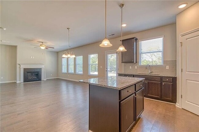 Building Photo - 4321 Leighton Pl