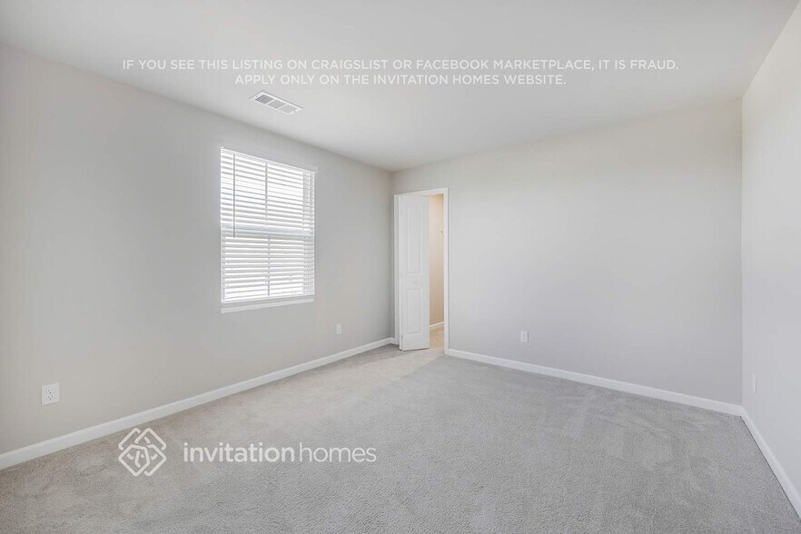 Building Photo - 226 Nottingham Ln