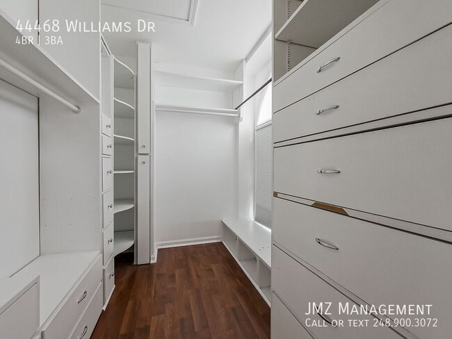 Building Photo - 44468 Williams Dr