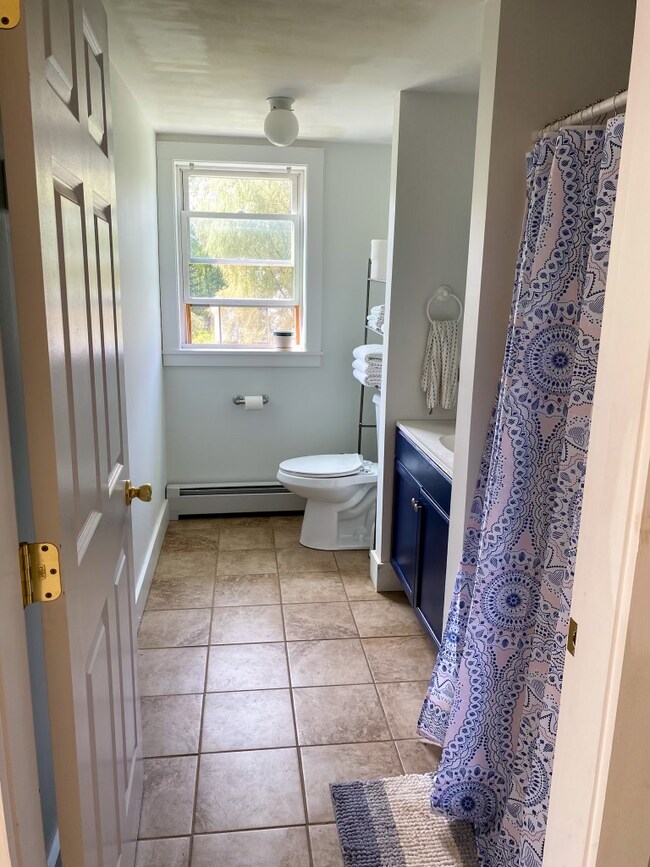 Building Photo - 7 Landry Ln