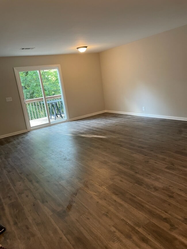 Building Photo - 2336 Tally Green Ct