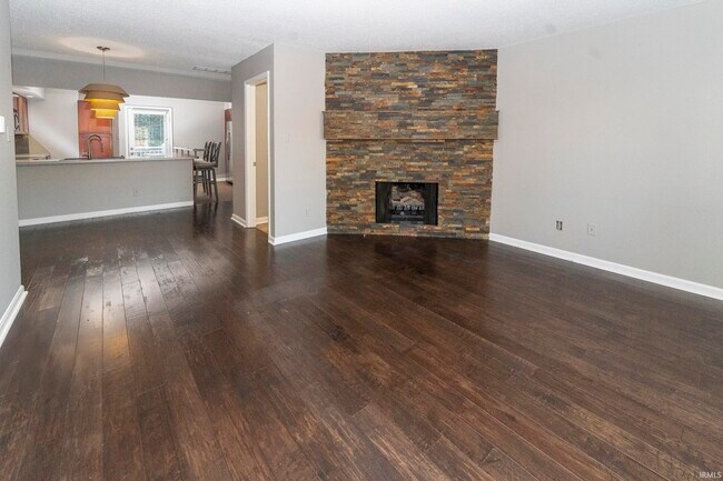 Building Photo - 107 Olde Newburgh Dr