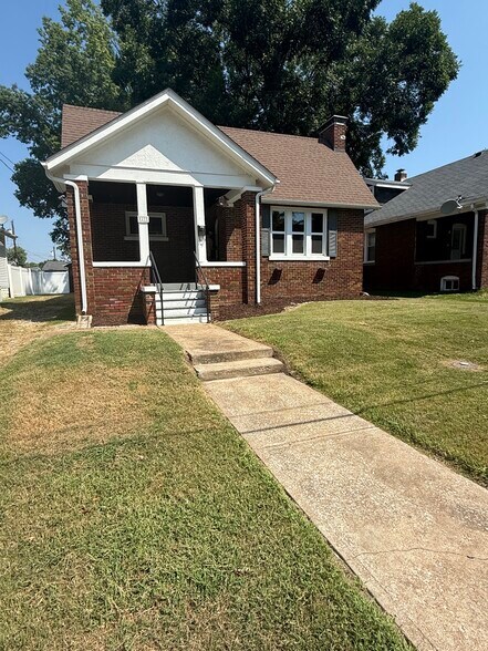 Front of house - 27 S 35th St