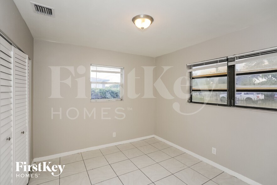 Building Photo - 3751 NW 170th St