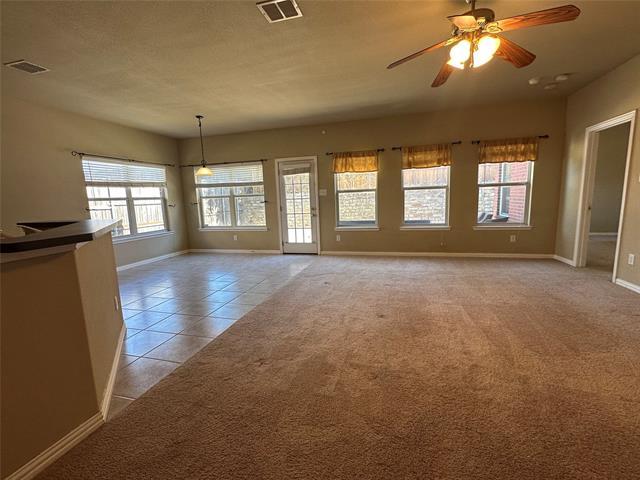 Building Photo - 8466 Davis Dr