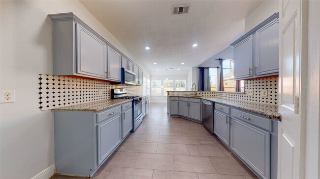 Building Photo - 15319 Cobblestone Point Ct