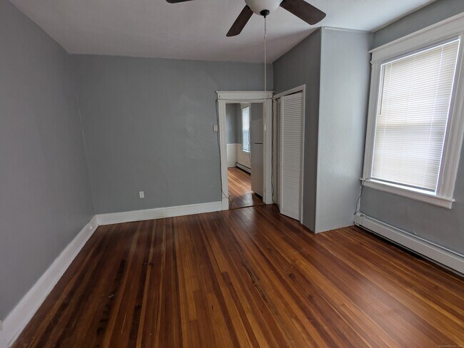 Building Photo - 23 Lyman St