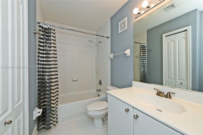 Building Photo - 4465 SW 160th Ave