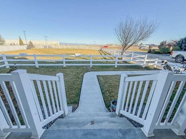 Building Photo - Midland Houses