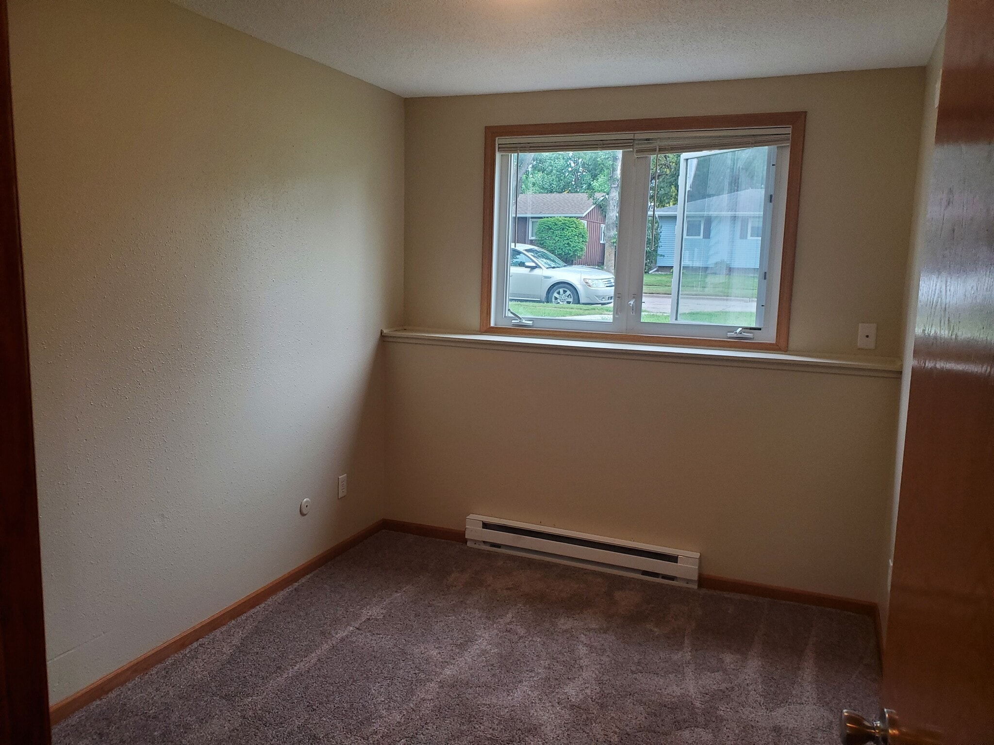 Building Photo - 742 Central Plains Ct