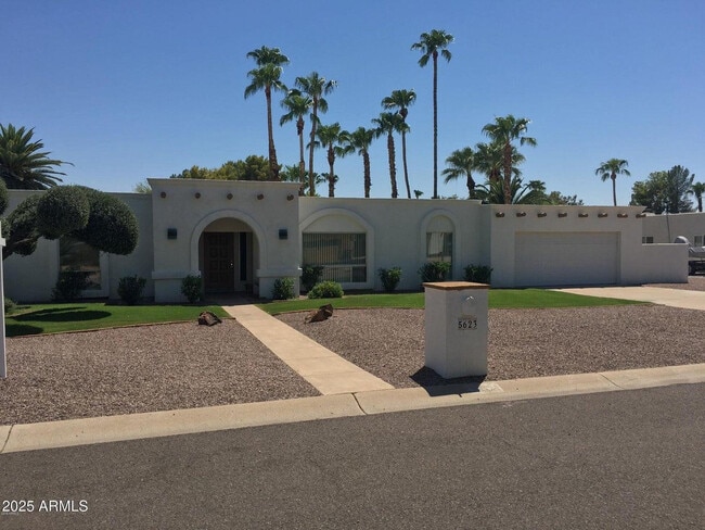 Building Photo - 5623 E Aster Dr
