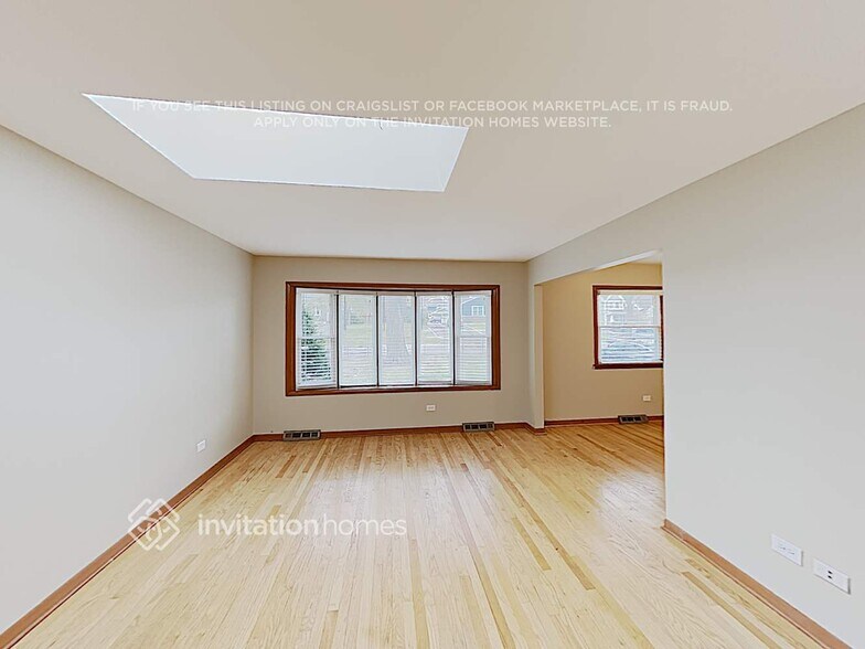 Building Photo - 4516 Pershing Ave