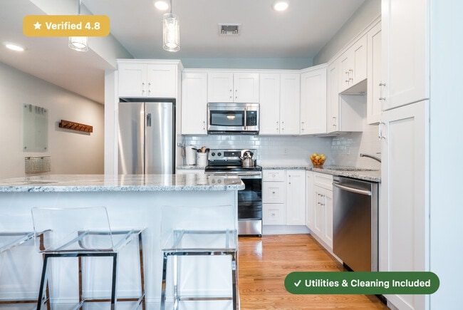 Building Photo - 11-13 Plymouth St