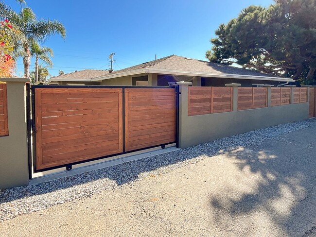 Building Photo - Newly Built ADU in Oceanside!