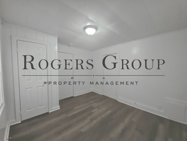 Building Photo - 746 Southerland St