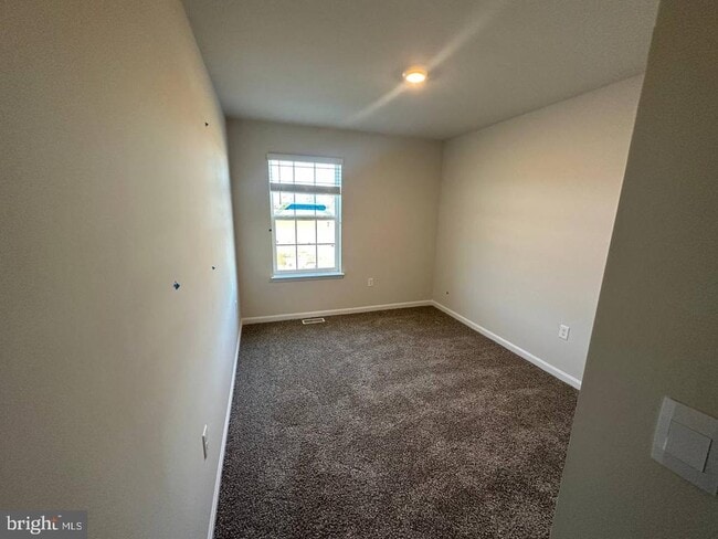 Building Photo - 104 Baker Dr