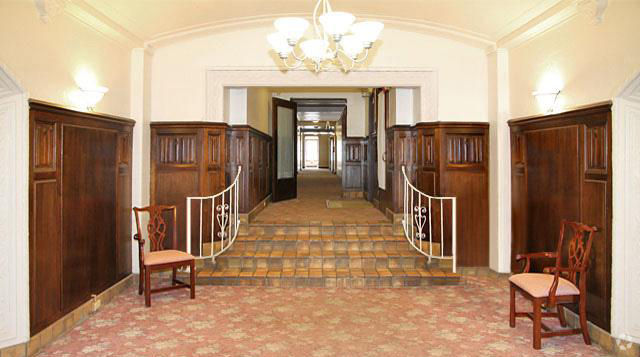 Interior Photo - Edgewater Park Manor