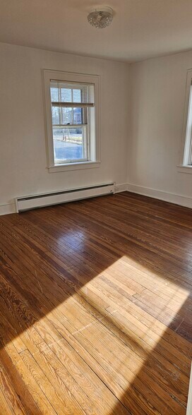 Building Photo - 506 E Liberty St