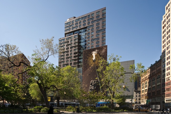 Interior Photo - One Union Square South