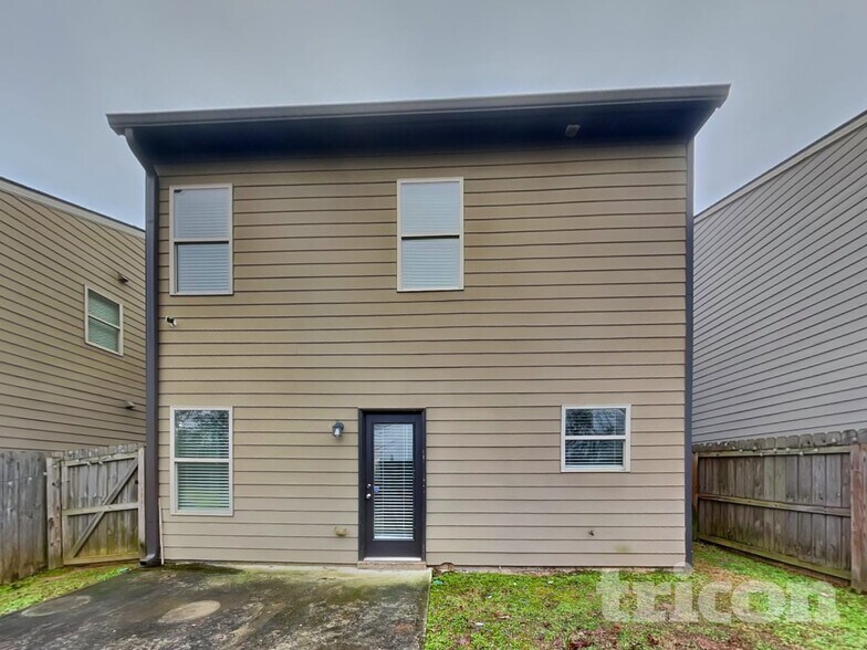 Building Photo - 3140 Broadleaf Trail Rd