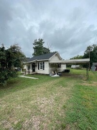 Building Photo - 207 N Meriah St