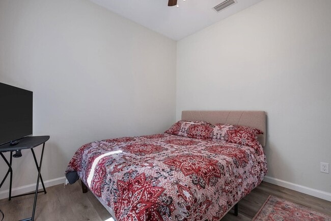 Building Photo - 15 Arapaho Trail