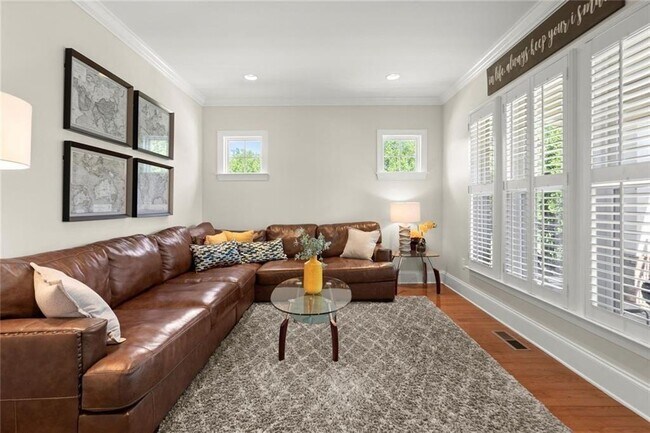 Building Photo - 11240 Avery Cove Ct