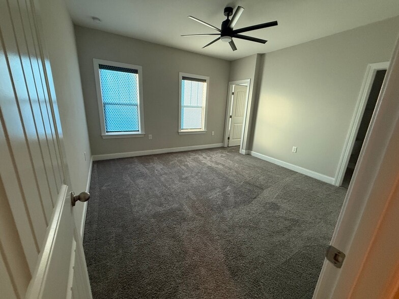 Building Photo - 120 Bailey Park Ct