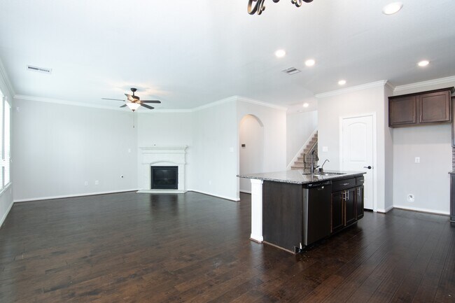 Building Photo - 14607 W Bekapark Ct