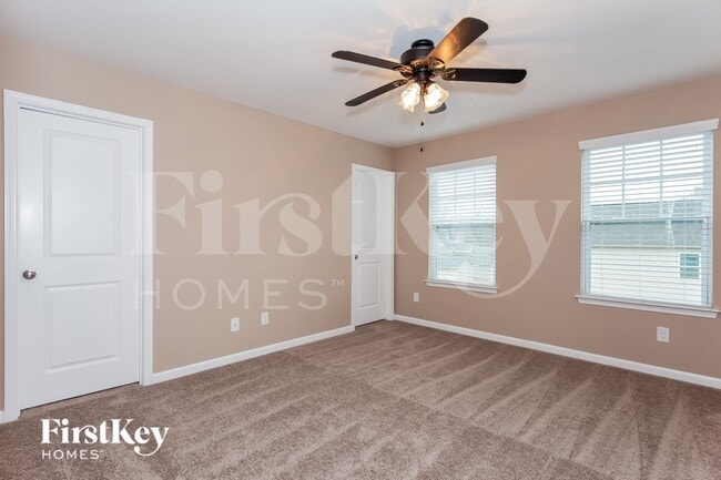 Building Photo - 11507 McDunkeld Dr