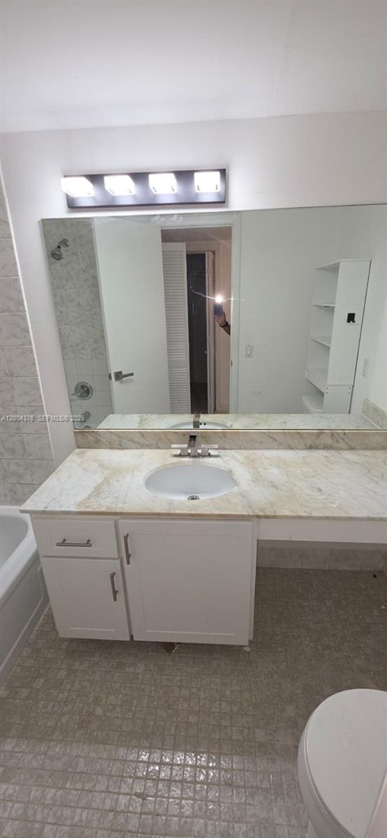 Building Photo - 2750 NE 183rd St