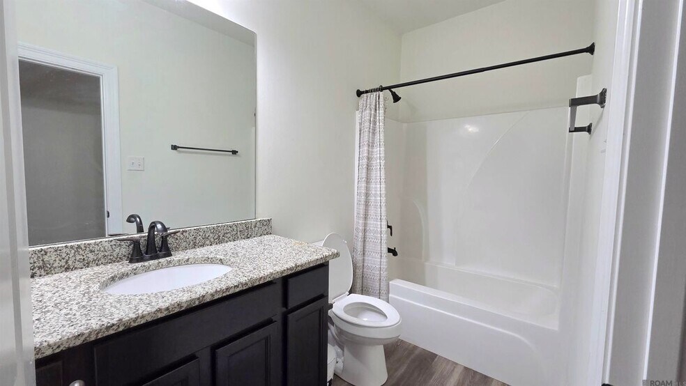 Building Photo - 1346 Hickory Creek Dr