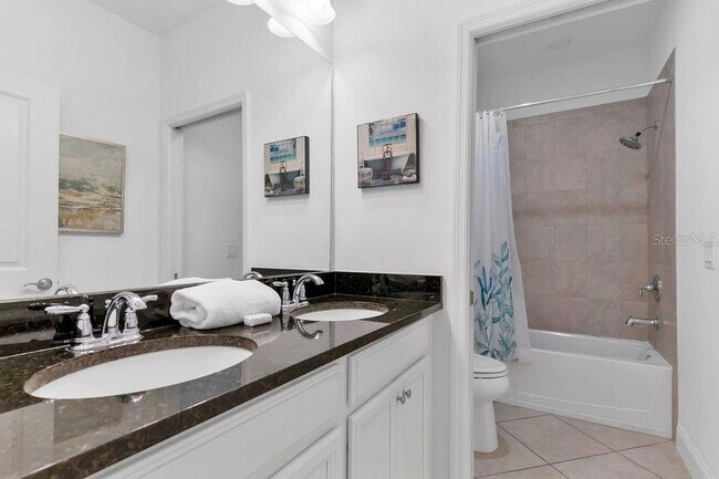 Building Photo - 236 Captiva Dr