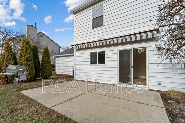 Building Photo - 45 Wisteria Way