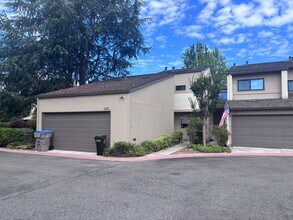 Building Photo - ALMADEN VALLEY-Beautifully upgraded 3-bedroom, 2.5-bath end-unit townhome