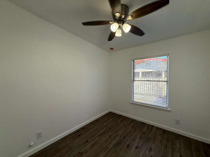 Building Photo - 2934 Hatton St