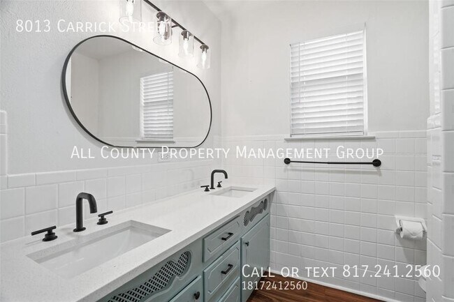 Building Photo - 8013 Carrick St