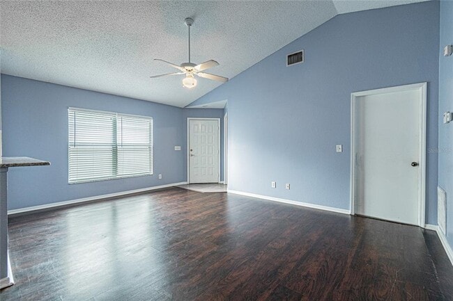 Building Photo - 13136 Carrollwood Creek Dr