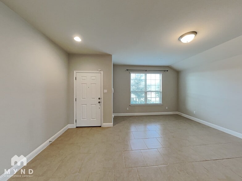 Building Photo - 3367 De Coronado Trail