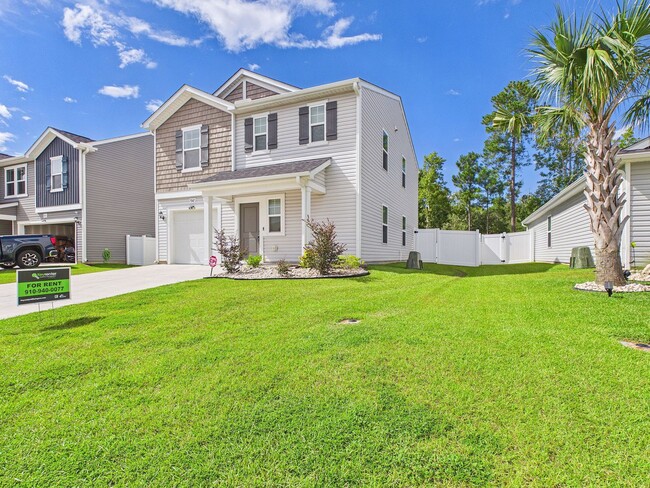 Building Photo - 7047 Woodline Dr