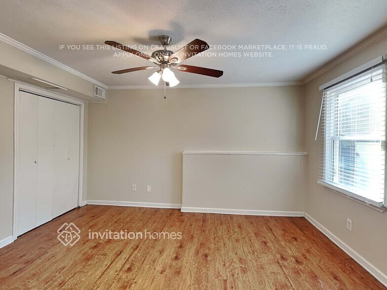 Building Photo - 2354 Shadowood Dr SW