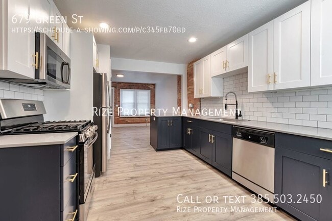Primary Photo - 679 Green St