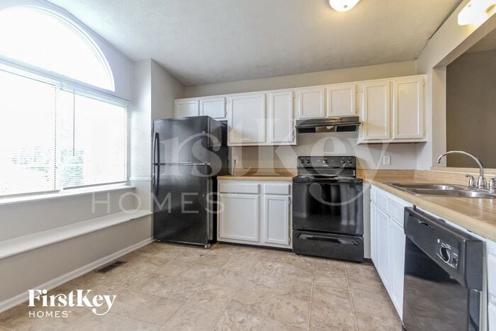 Building Photo - 5961 Brouse Dr