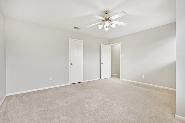 Building Photo - 4714 Montclair Hill Ln